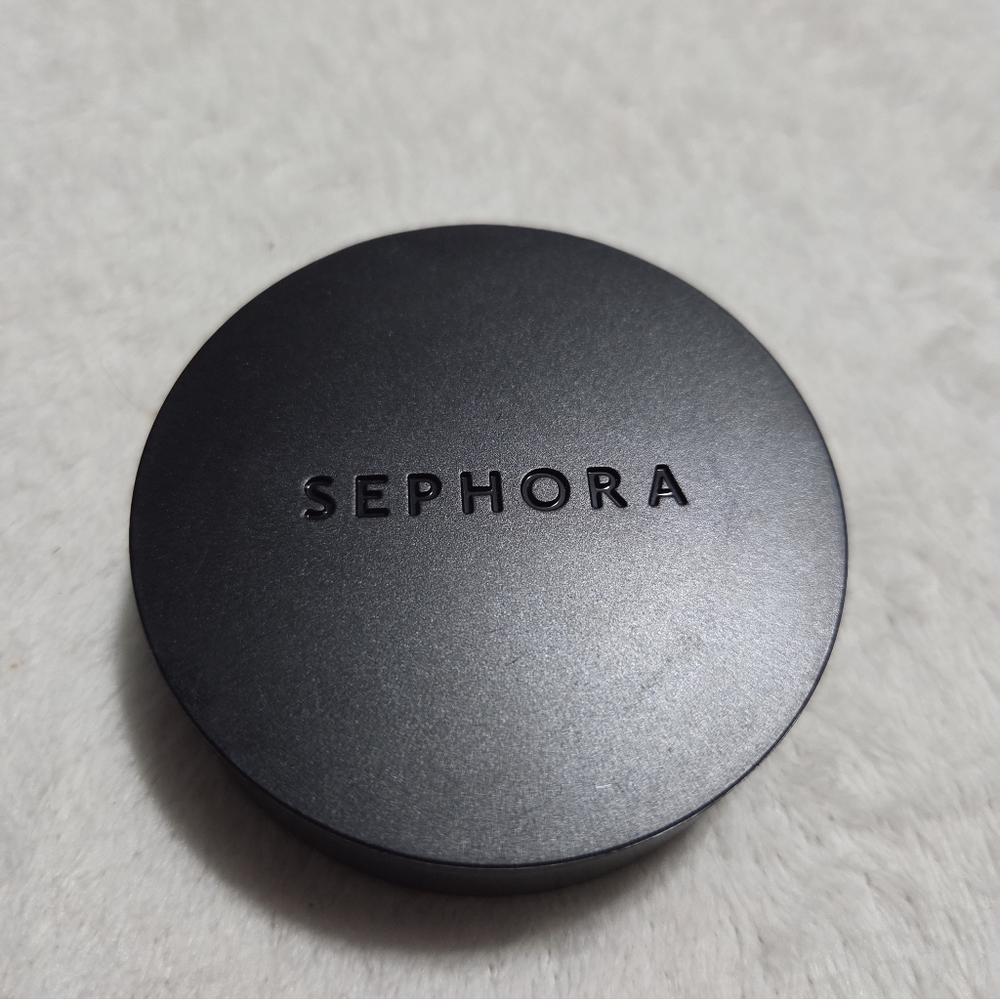 SEPHORA Matte Perfection Powder Foundation 26 Neutral Sand - Picture 6 of 10